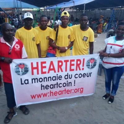 Hearter avec croix rouge Noel des ecoles cotonou - 20/12/2018 lancement monnaie du coeur